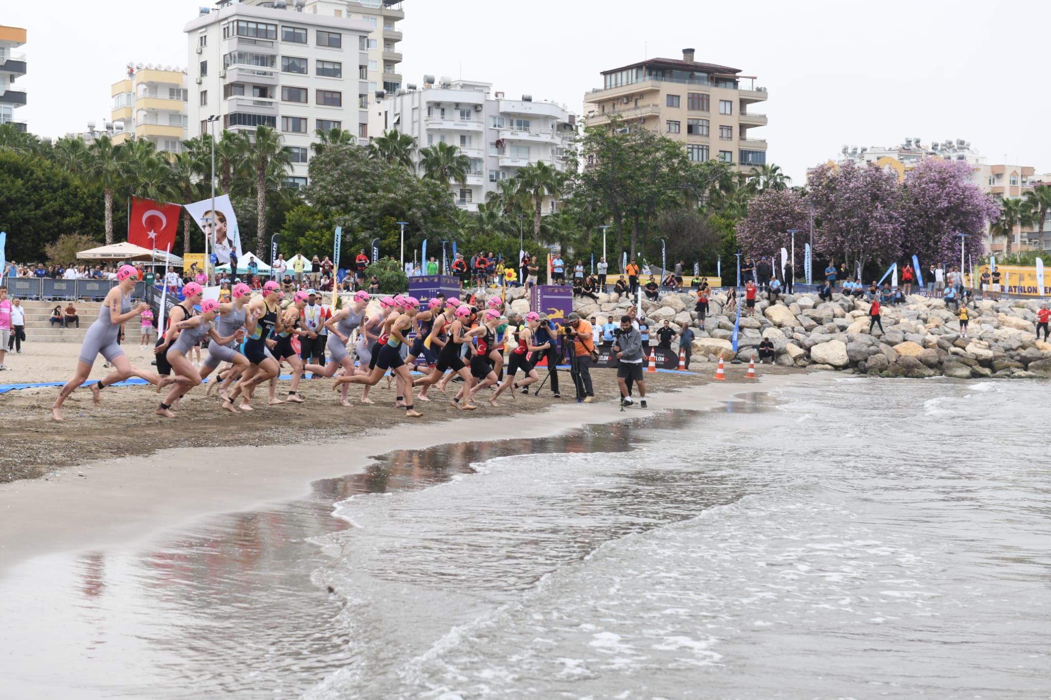 5. Yenişehir Triatlonu’nda ilk gün yarışları nefes kesti 